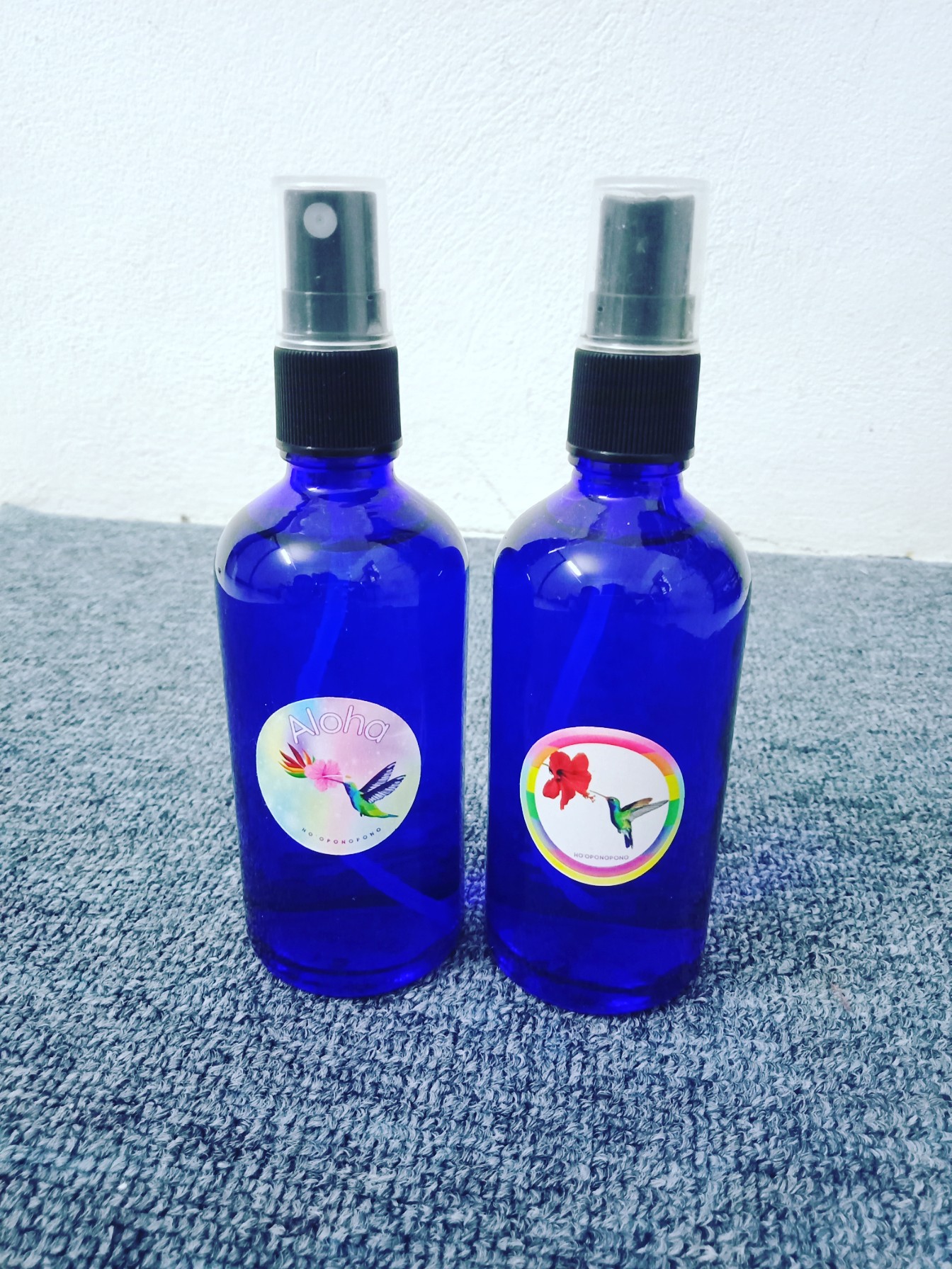 CHAI THÁI DƯƠNG LAM THỦY (CHAI THỦY TINH XANH DƯƠNG / BLUE SOLAR BOTTLE)
