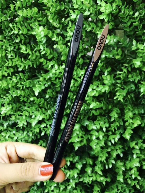 Chì Kẻ Mày Ngang 2 Đầu Novo Makeup