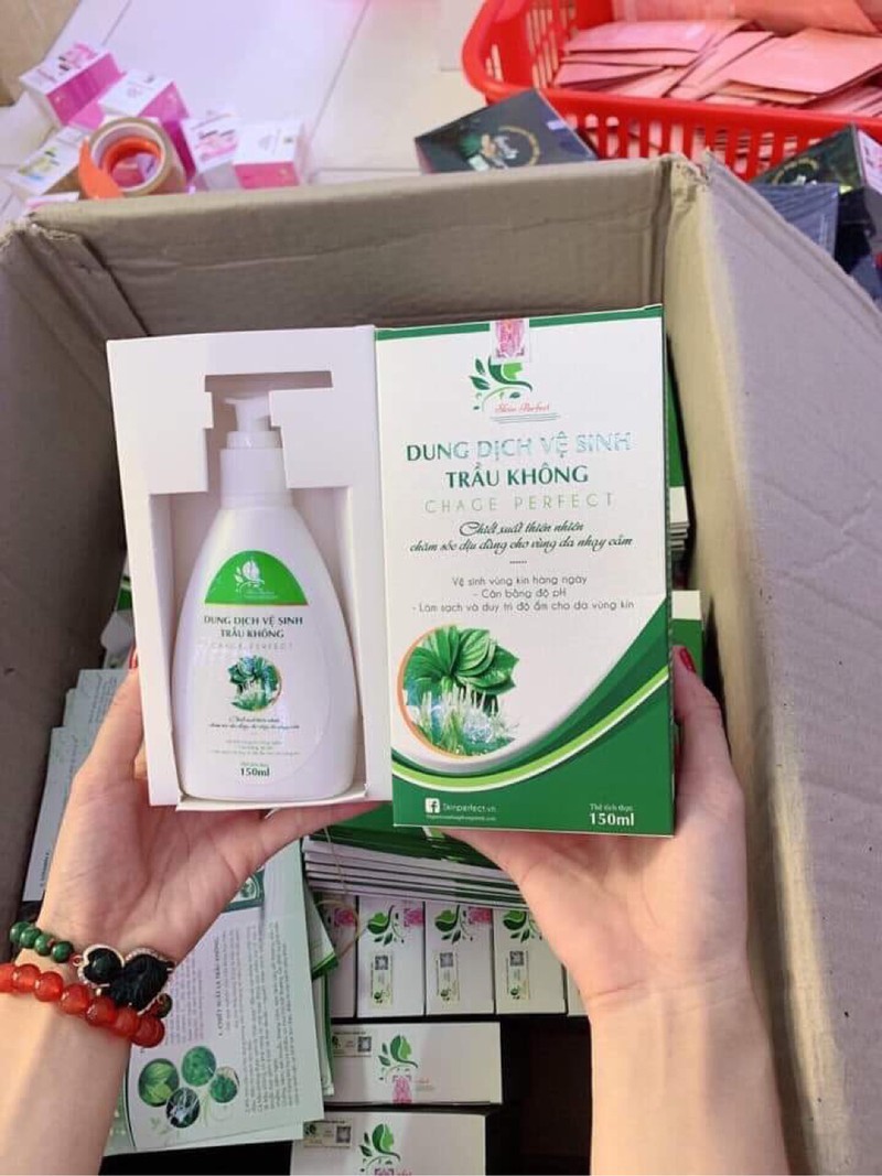 Dung dịch vệ sinh trầu không Skin Perfect thiên nhiên dịu nhẹ an toàn phù hợp với phụ nữ Á Đông- dưỡng ẩm, dịu nhẹ, làm sạch se khít
