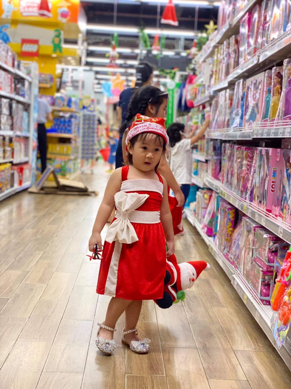 Đầm noel bé gái 8kg đến 17kg