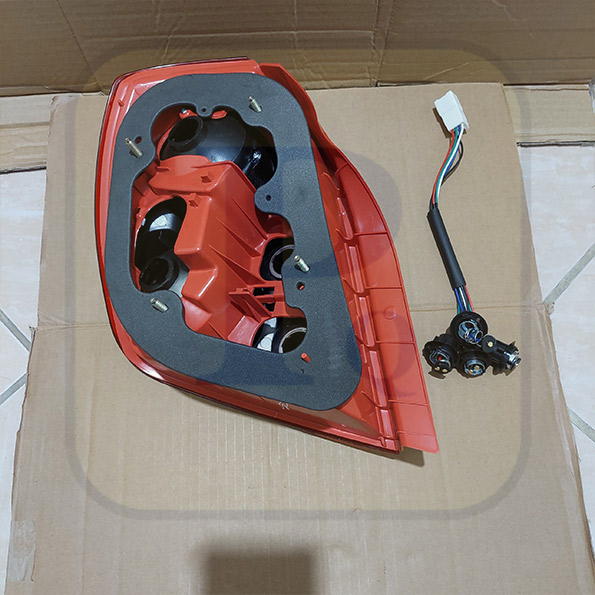 ĐÈN HẬU DAEWOO LACETTI