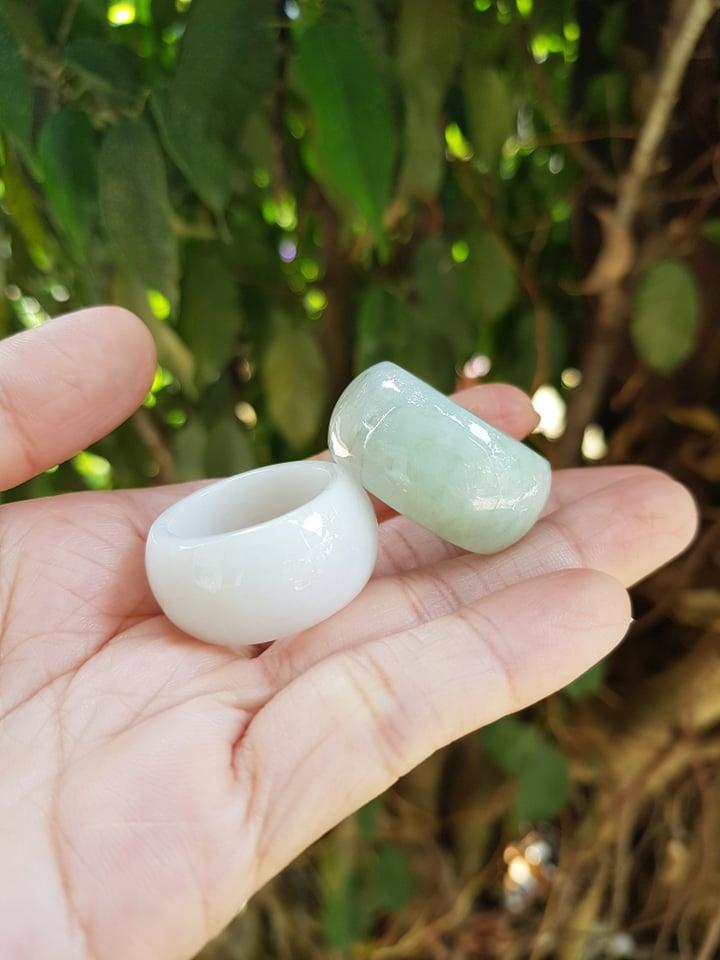 Nhẫn Nam Đá Ngọc Phỉ Thúy Bản Tròn