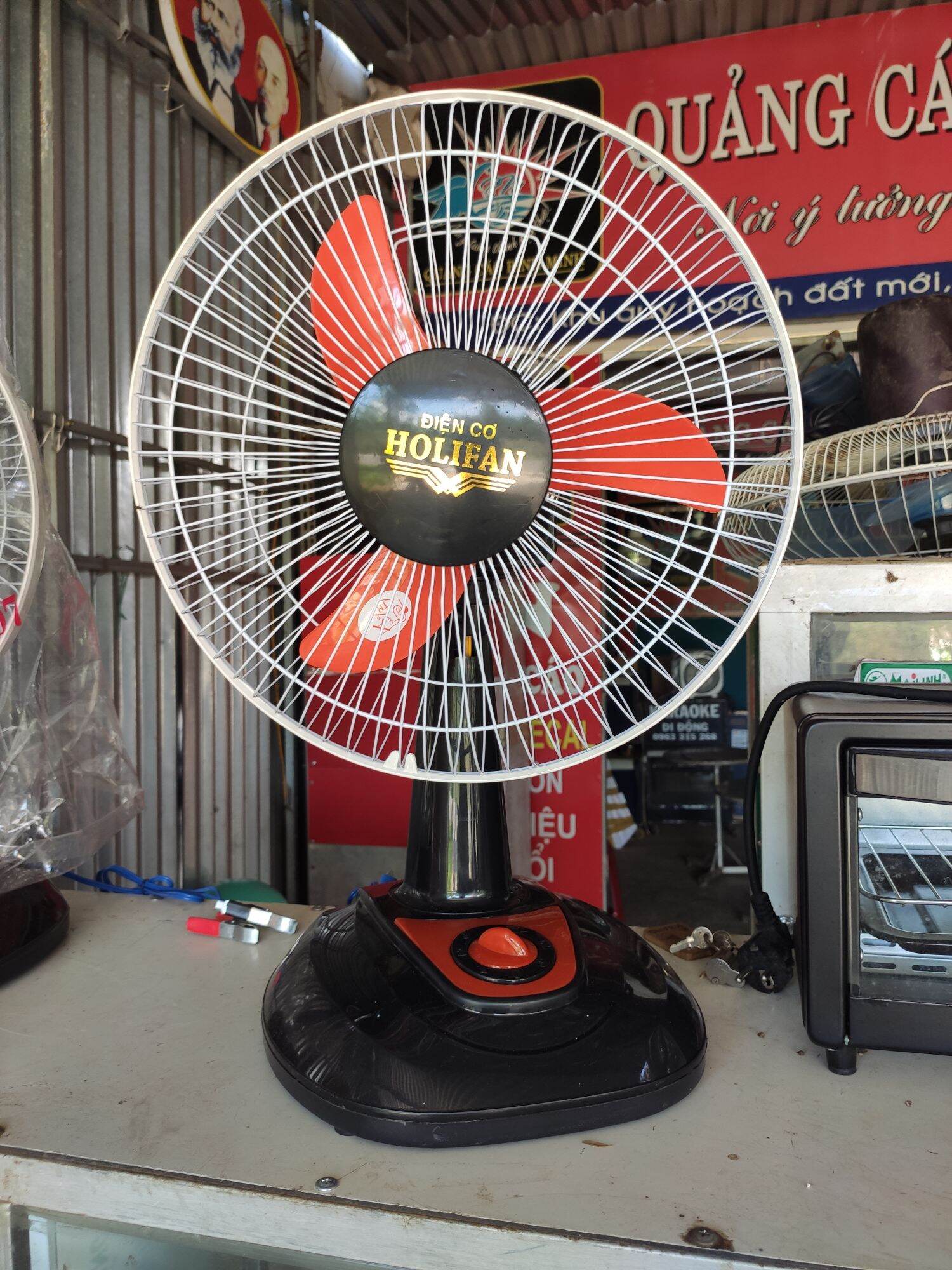QUẠT BÀN B3 KẸP BÌNH ẮC QUY DC 12V hoặc 24V