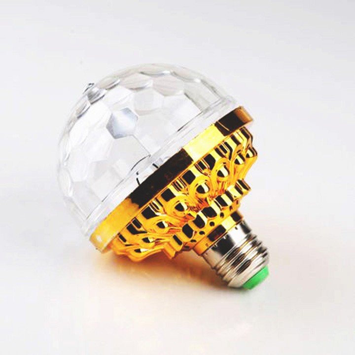 Cuộn đèn Led dây dán 5m đổi nhiều màu (RGB) + Nguồn + Remote điều khiển