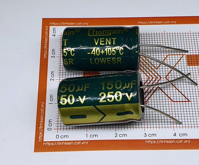 Tụ hóa 150uF 250V 18x30mm tần số cao
