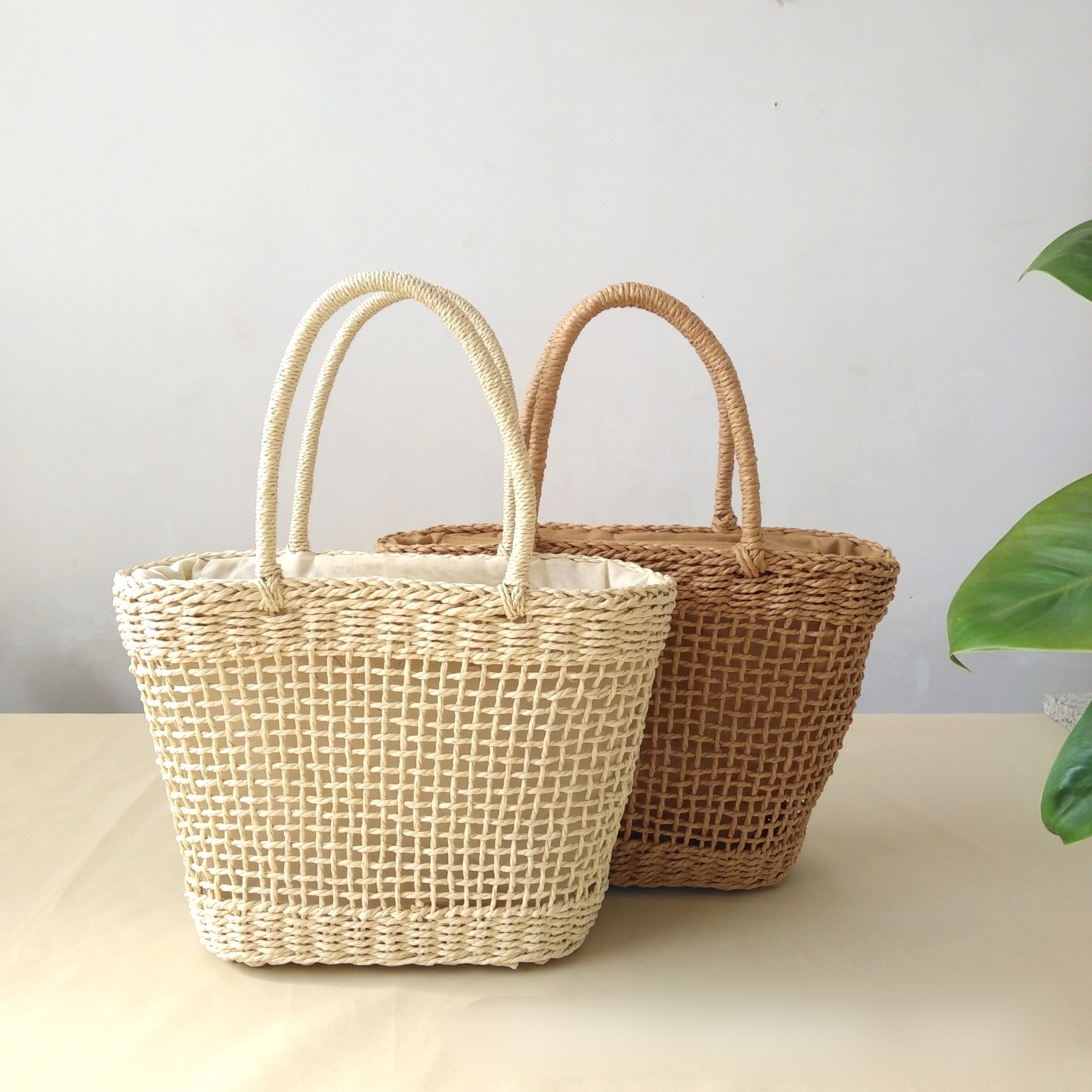 Túi cói xách tay kiểu dáng vintage