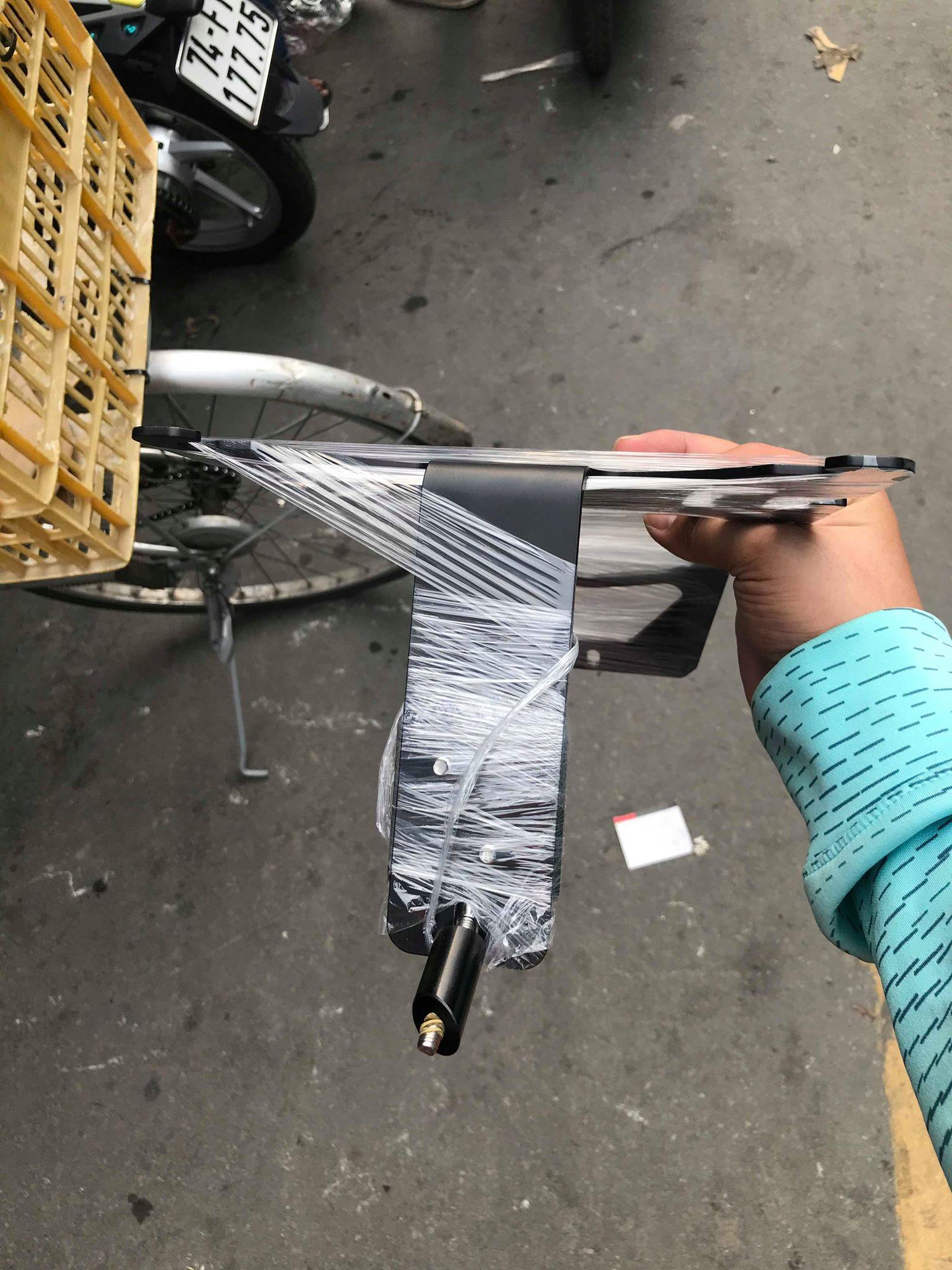 Baga Pcx ( tặng móc giữa nhôm )