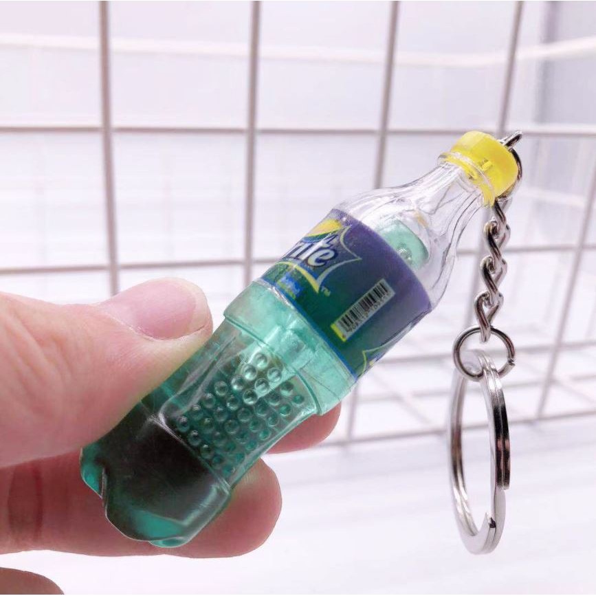 Móc Khóa nước uống Độc Lạ A01