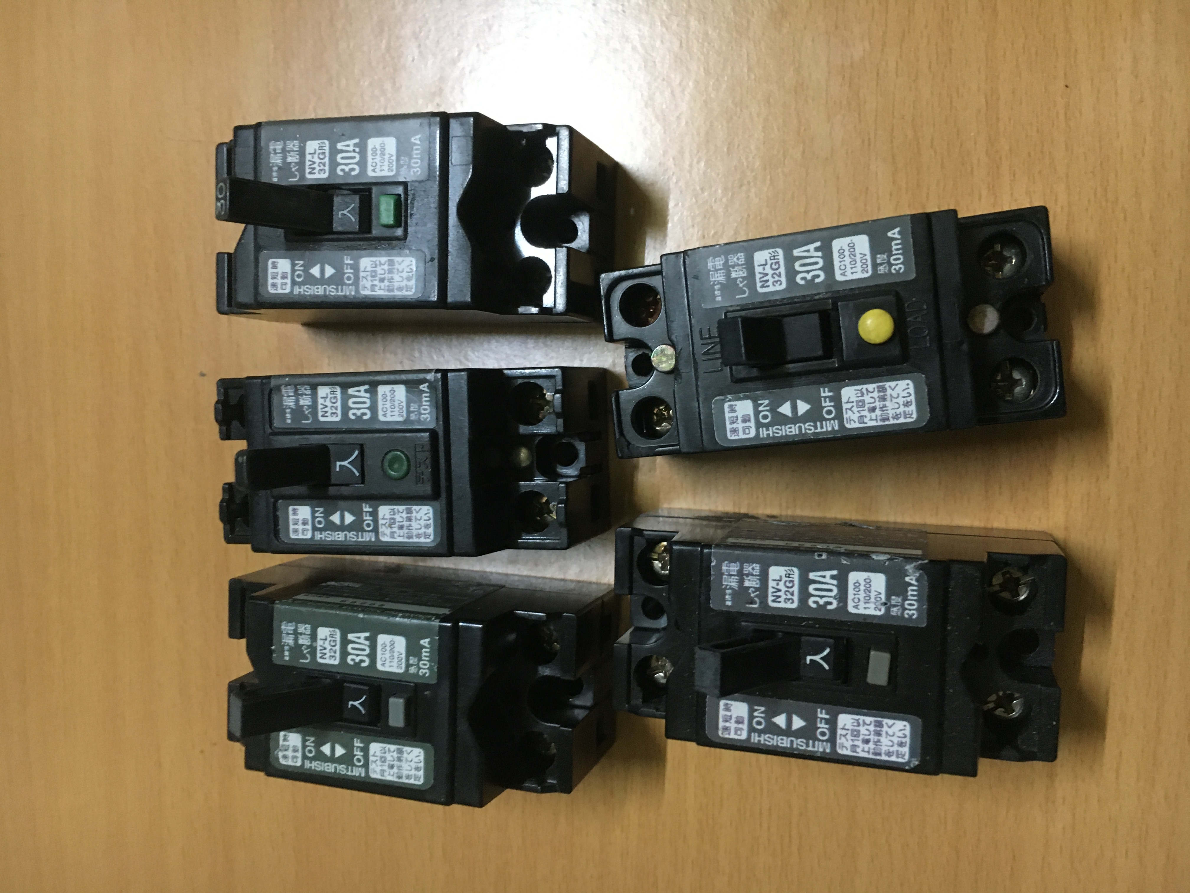CB chống giật Nhật bản 30A