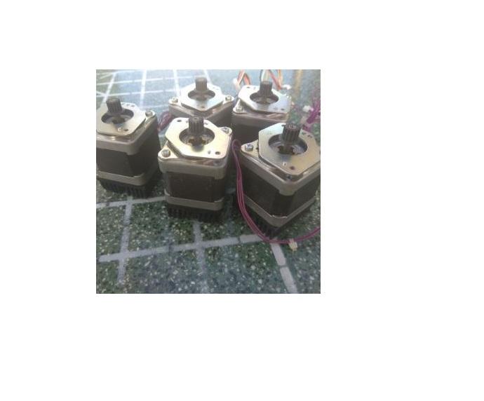 Động cơ bước Step motor 42x42x38 (nema 17) cũ Còn pully