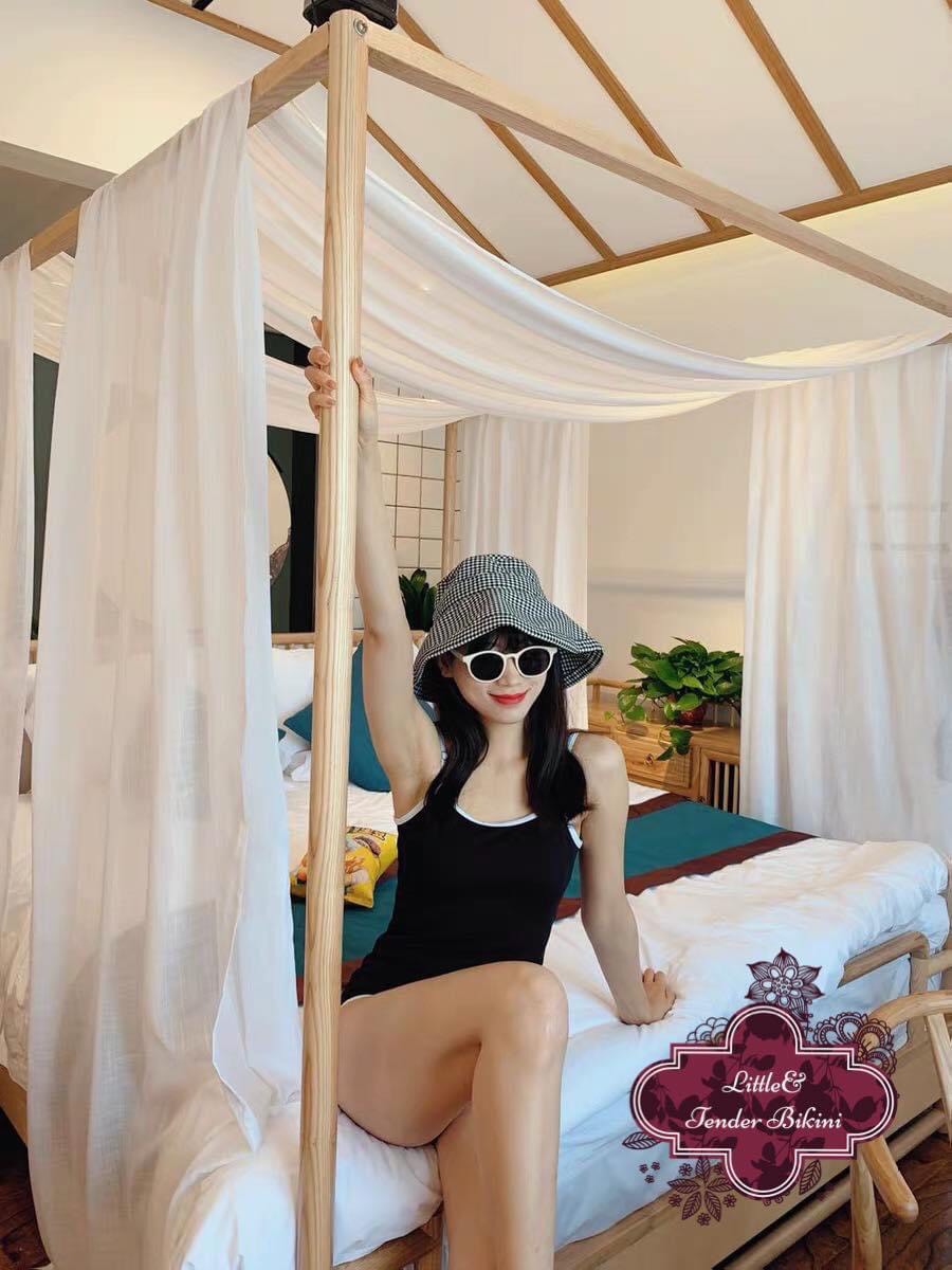 [Kèm feedback của khách] Bikini đen 1 mảnh phối viền trắng tinh tế