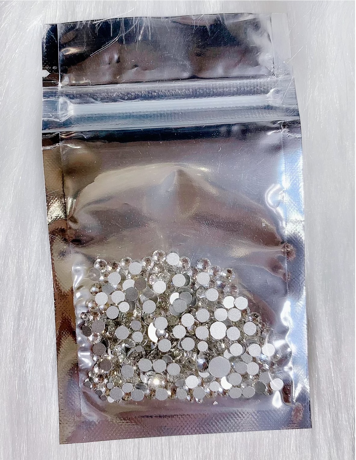 Đá Trang Trí Móng Tay Mix Size ( Bịch 300v~350v )