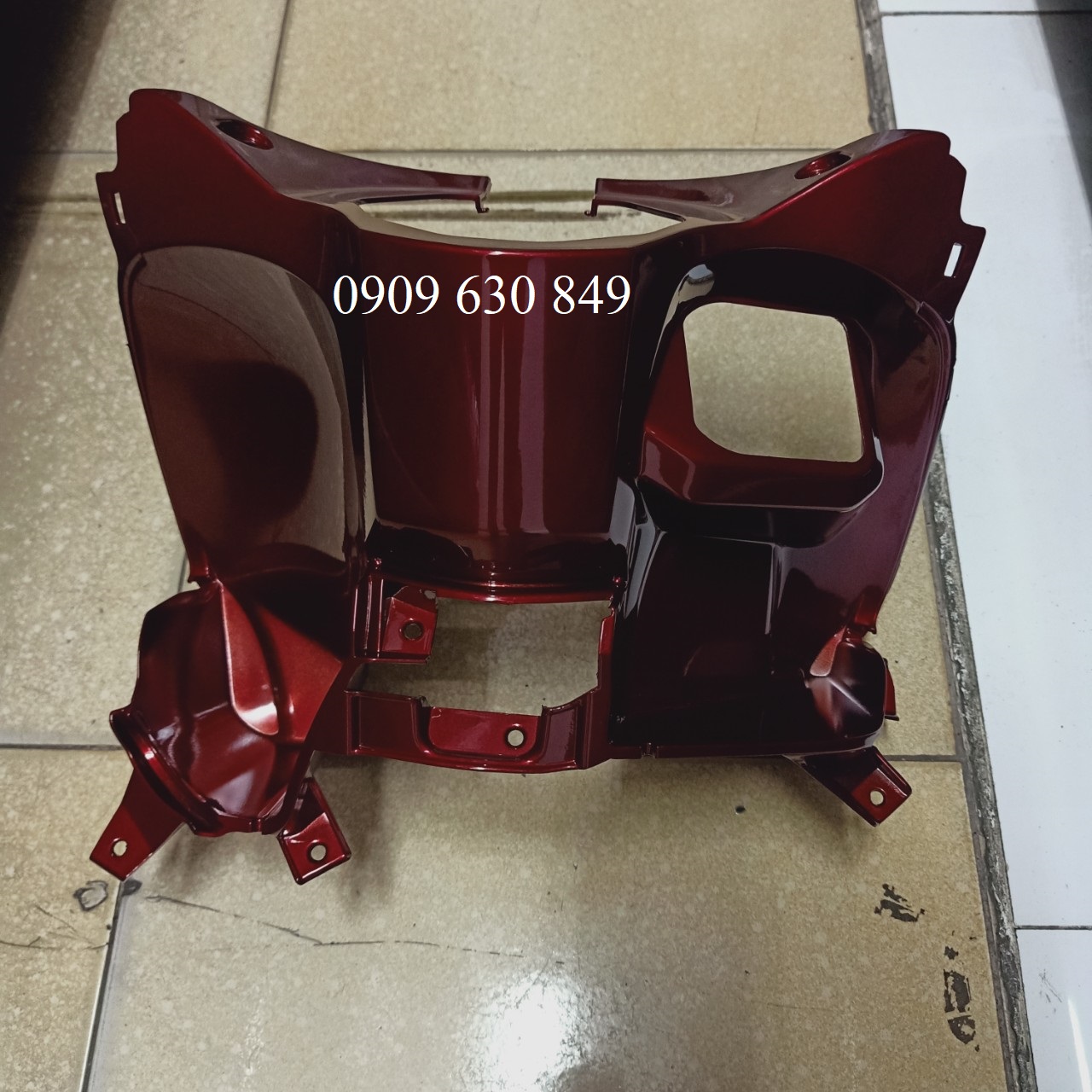 Ốp sau ổ khóa vision đời 2015-2020 zin hãng