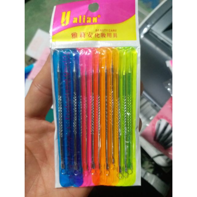 Combo 2  cái Que nặn mụn 2 đầu