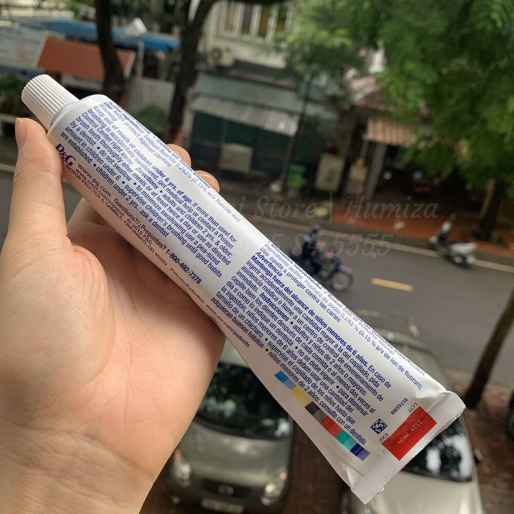 Kem đánh răng Crest Complete Whitening + Scope Outlast 153g [Hàng Mỹ]