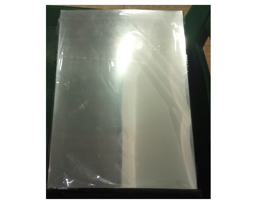 [HCM]Bìa kiếng A4 không hạt 1.5 - Xấp 100 cái
