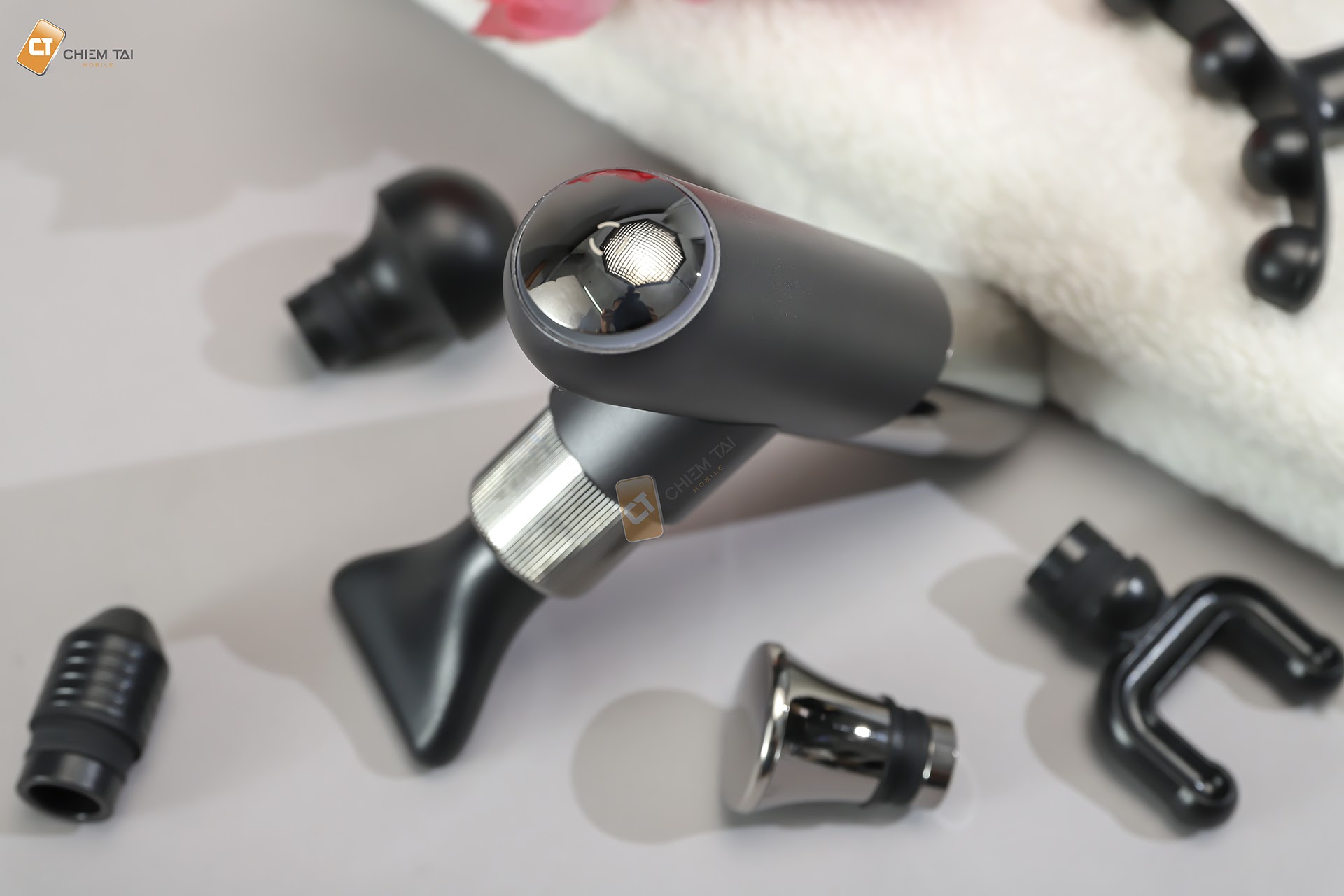 Súng massage cầm tay mini PHILIPS PPM7501