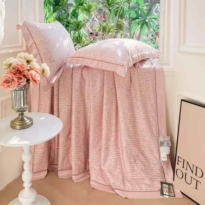 High-Quality 3-Layer Quilted Tencel Silk Summer Blanket