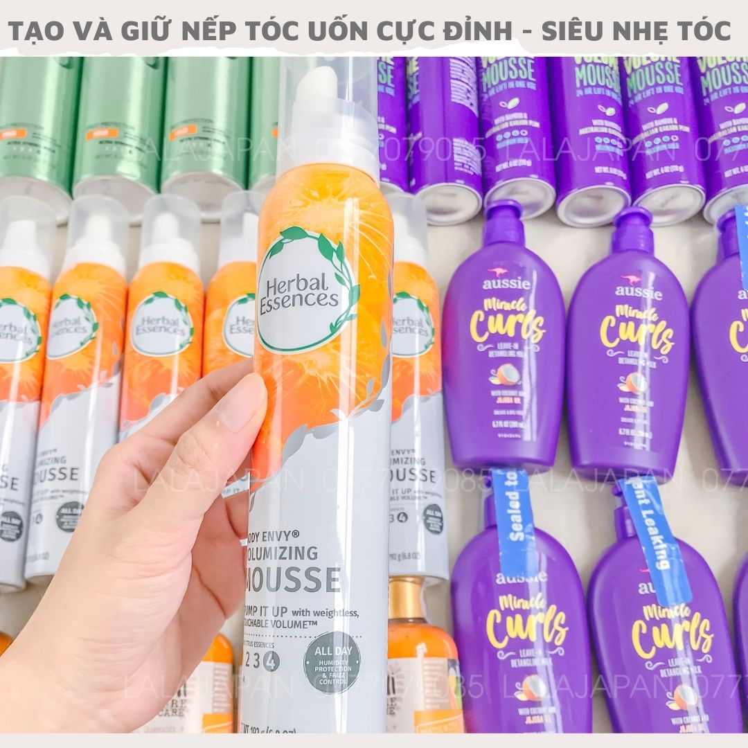 Mousse làm xoăn và phồng tóc Herbal Essences