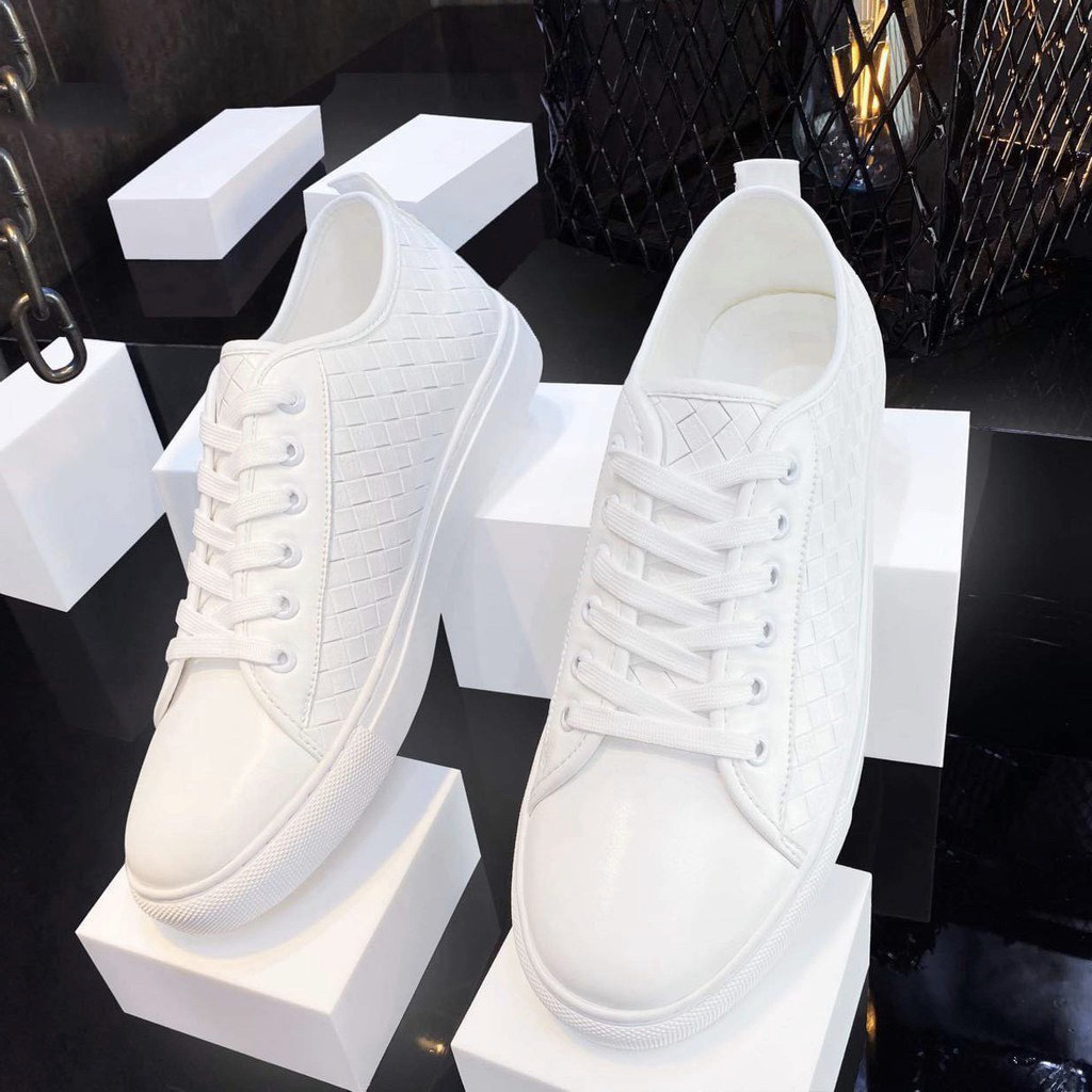 Giày thể thao nam - kẻ caro trắng và đen hàng mới về