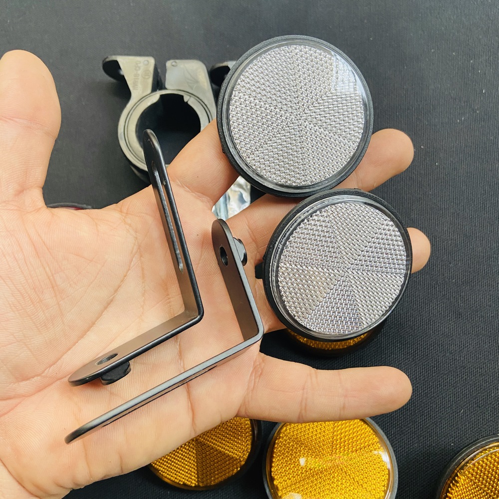 Mắt mèo sau tròn phản quang kèm bát gắn cho mọi loại xe cao cấp