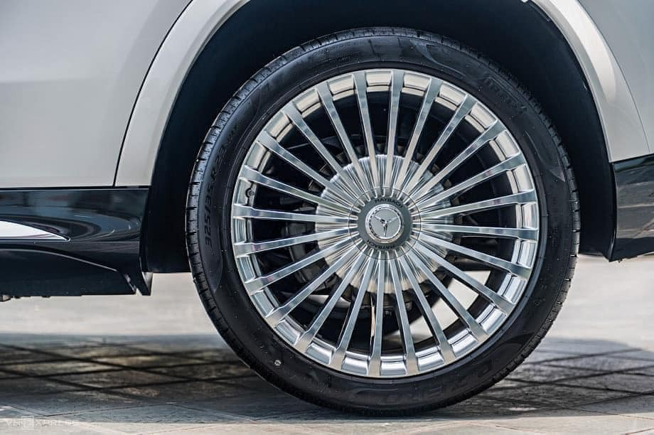 LOGO MÂM GLS 600 MAYBACH/CHỤP MÂM GLS 600 (GIÁ 1 CHIẾC)