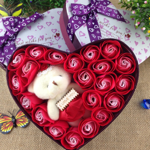 Hộp quà tặng hoa hồng sáp thơm hình trái tim (20 bông) kèm gấu yêu nhiều màu - quà tặng ý nghĩa