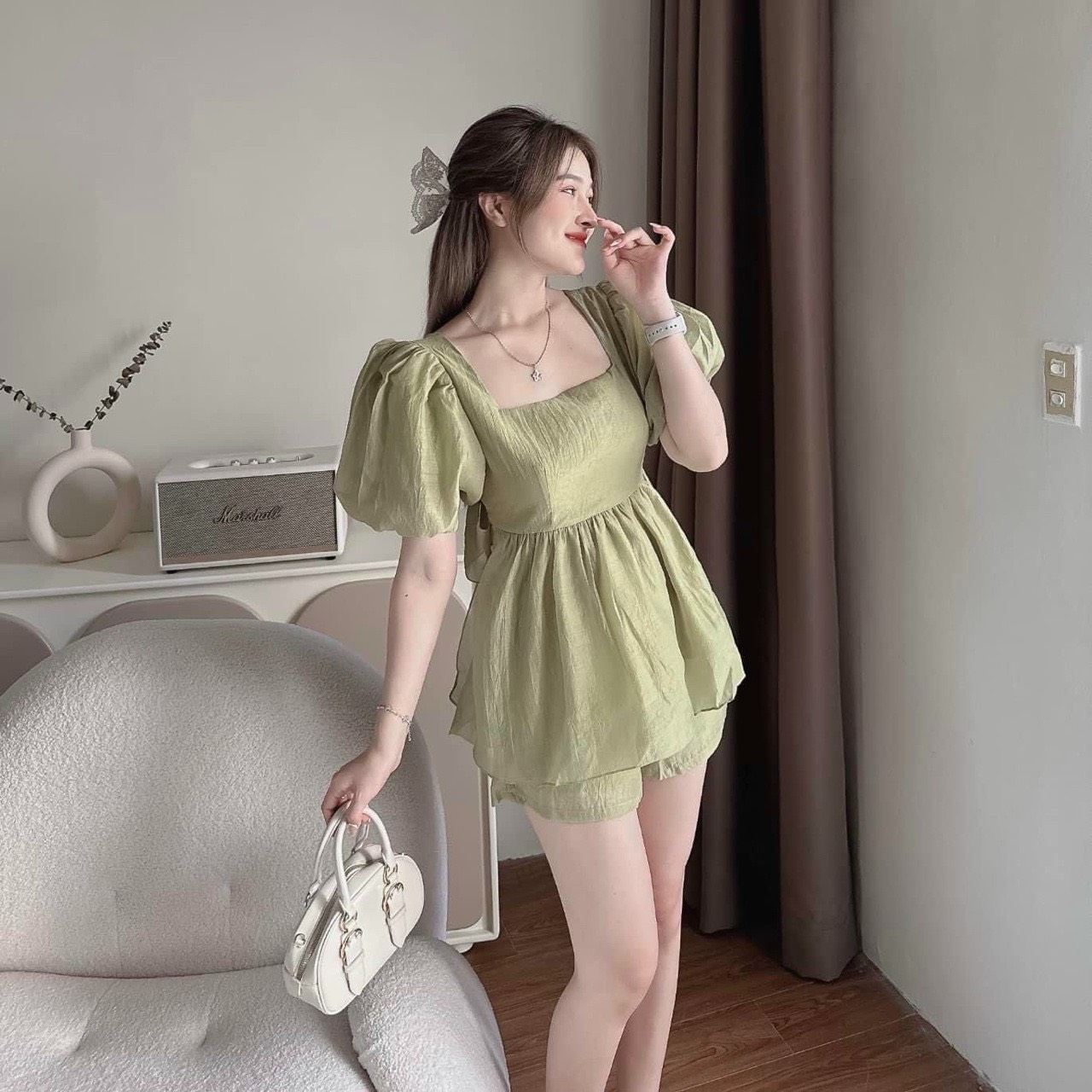 Sét bộ thời trang nữ mặc đi chơi chất voan tơ chuẩn shop đùi cổ vuông tay phồng cột nơ eo mix quần đùi xinh