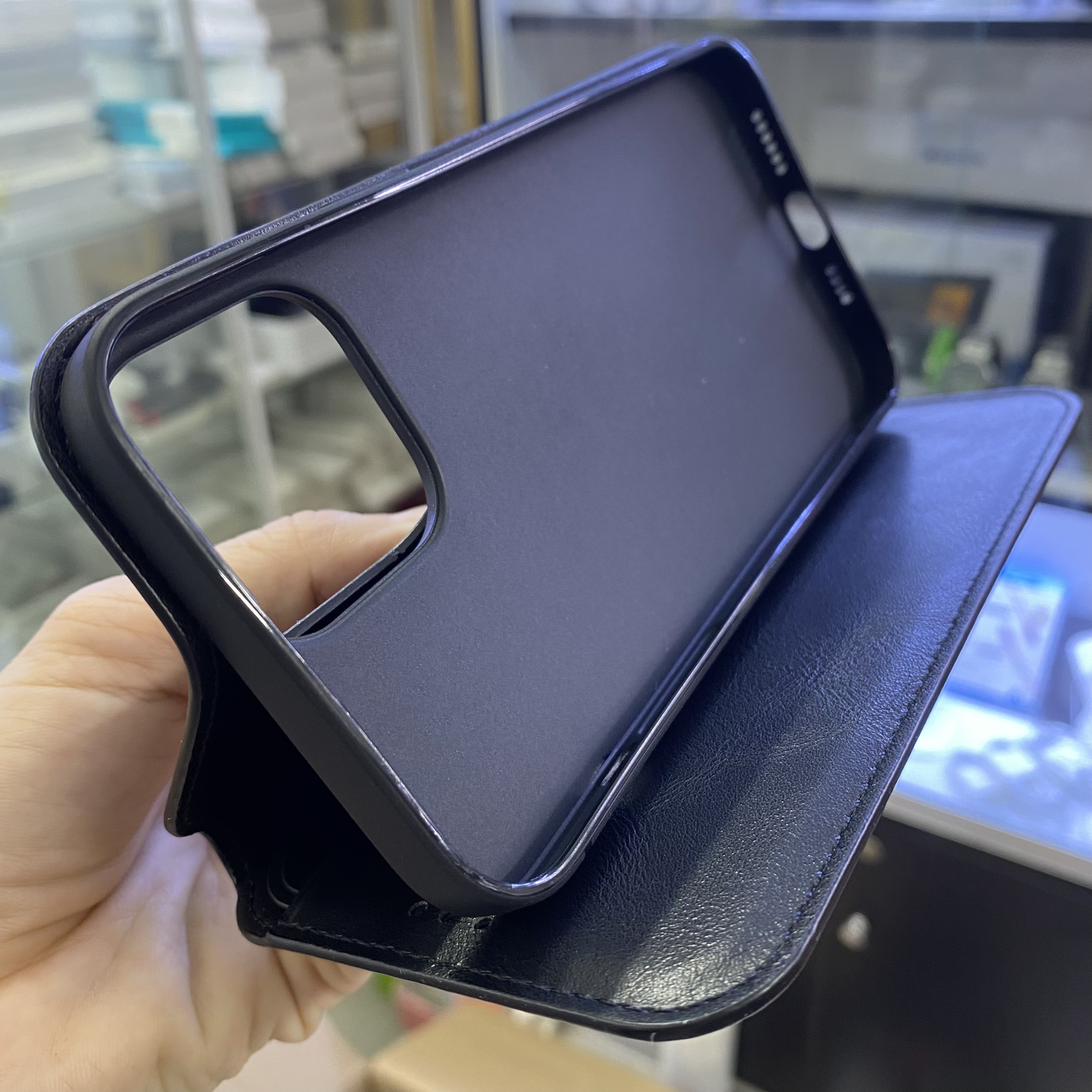 Bao da iPhone 13 XUNDD mềm chính hãng