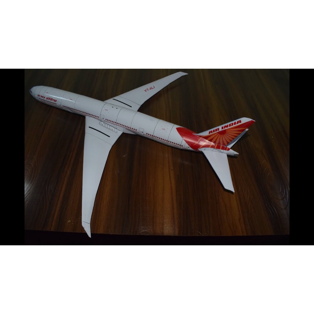Mô hình giấy 3D  máy bay Boeing 777-300ER
