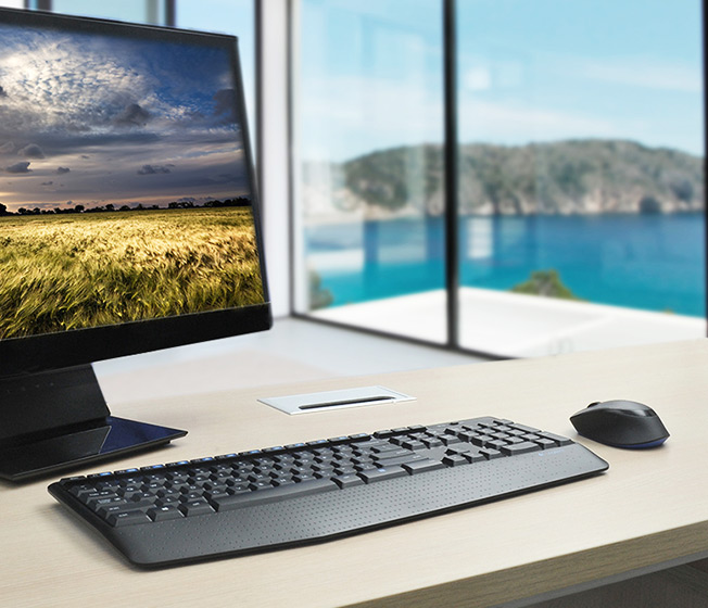 Bàn phím chuột không dây Logitech MK345 kết nối cổng Usb 2.4 GHz, Thiết kế chống đổ tràn, bệ tỳ tay, Full Side - Bảo hành 12 tháng