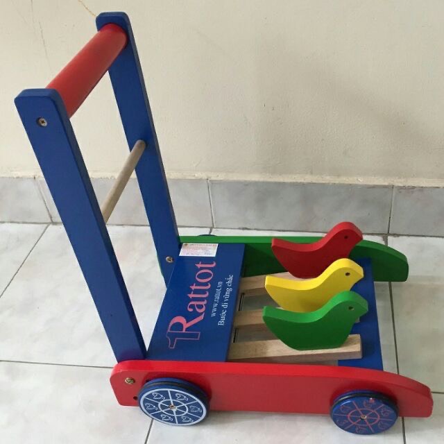Premium 3 chicken wooden learning Walker for your baby