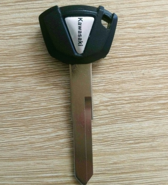 chìa khóa xe phân khối lớn kawasaki
