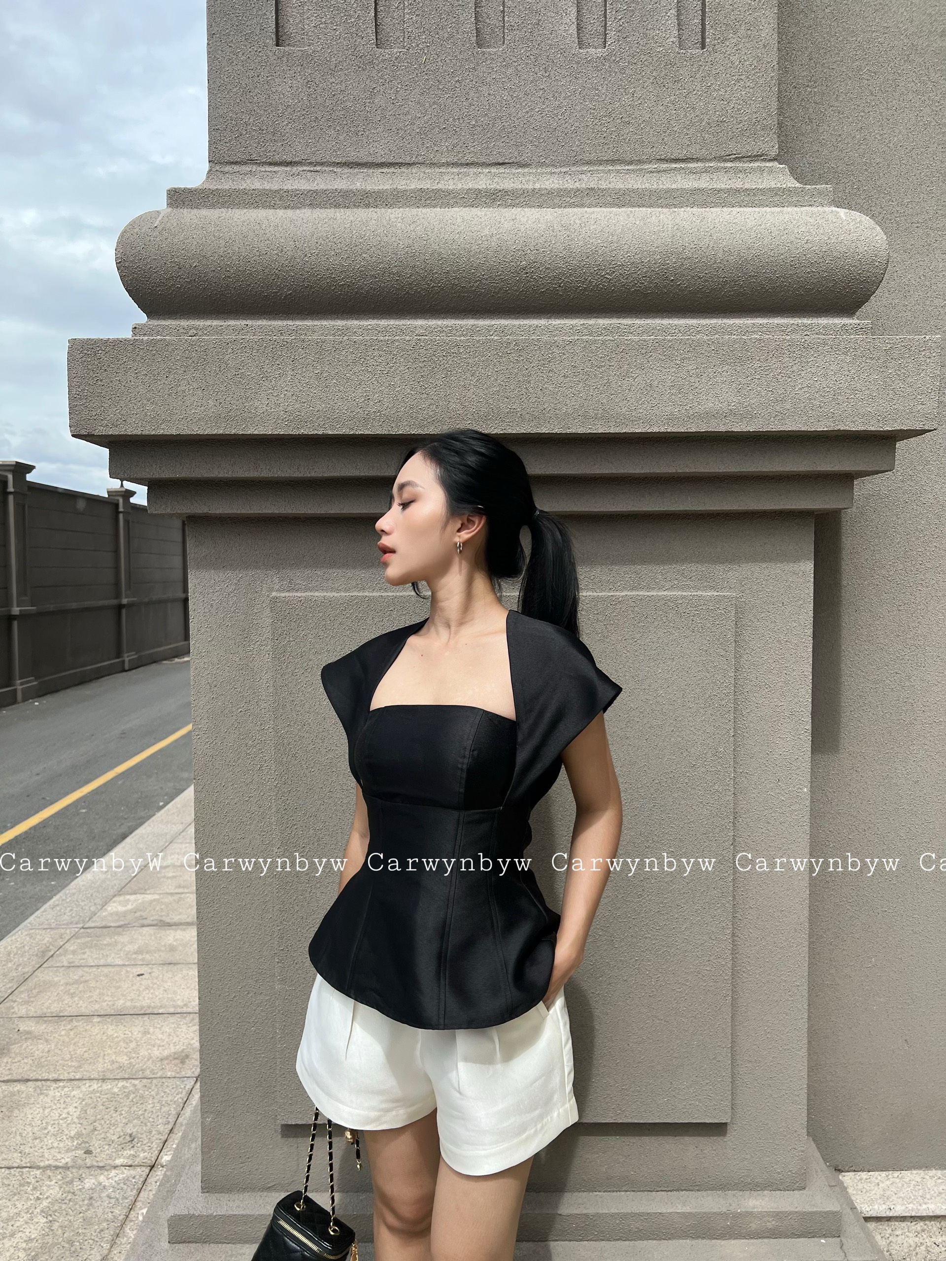 Áo Thiết Kế Peplum Cúp Ngực Tay Kiểu (Poly Top)