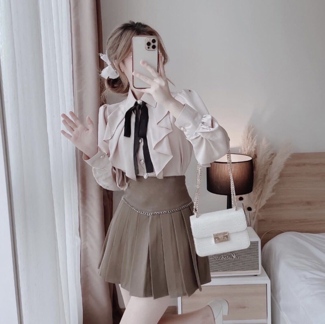 Áo Sơ Mi Cổ Bèo Thắt Nơ HT033