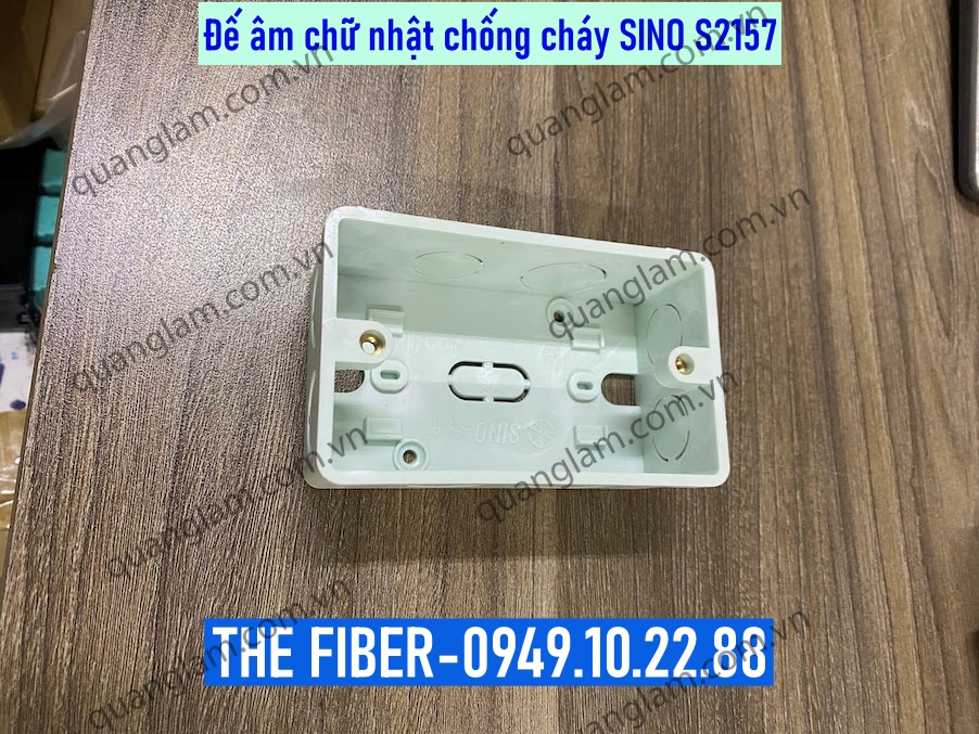 Đế âm đơn chống cháy dùng cho mặt chữ nhật SINO S2157