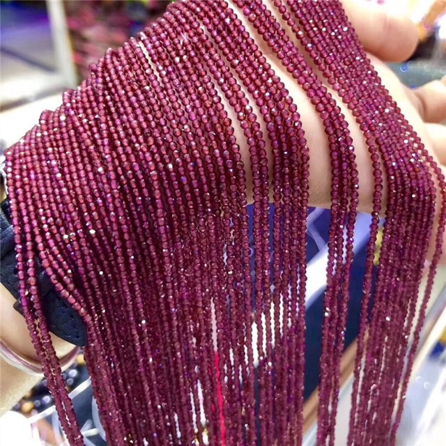 Giá buôn 10 hạt garnet 2mm làm vòng tay, vòng handmade - ph581