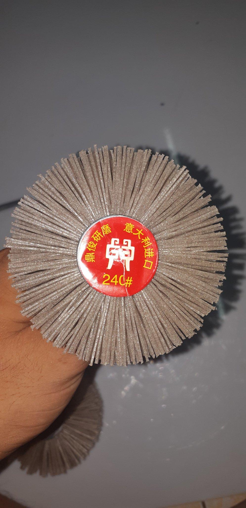 chổi cước quật đánh bóng cát 240