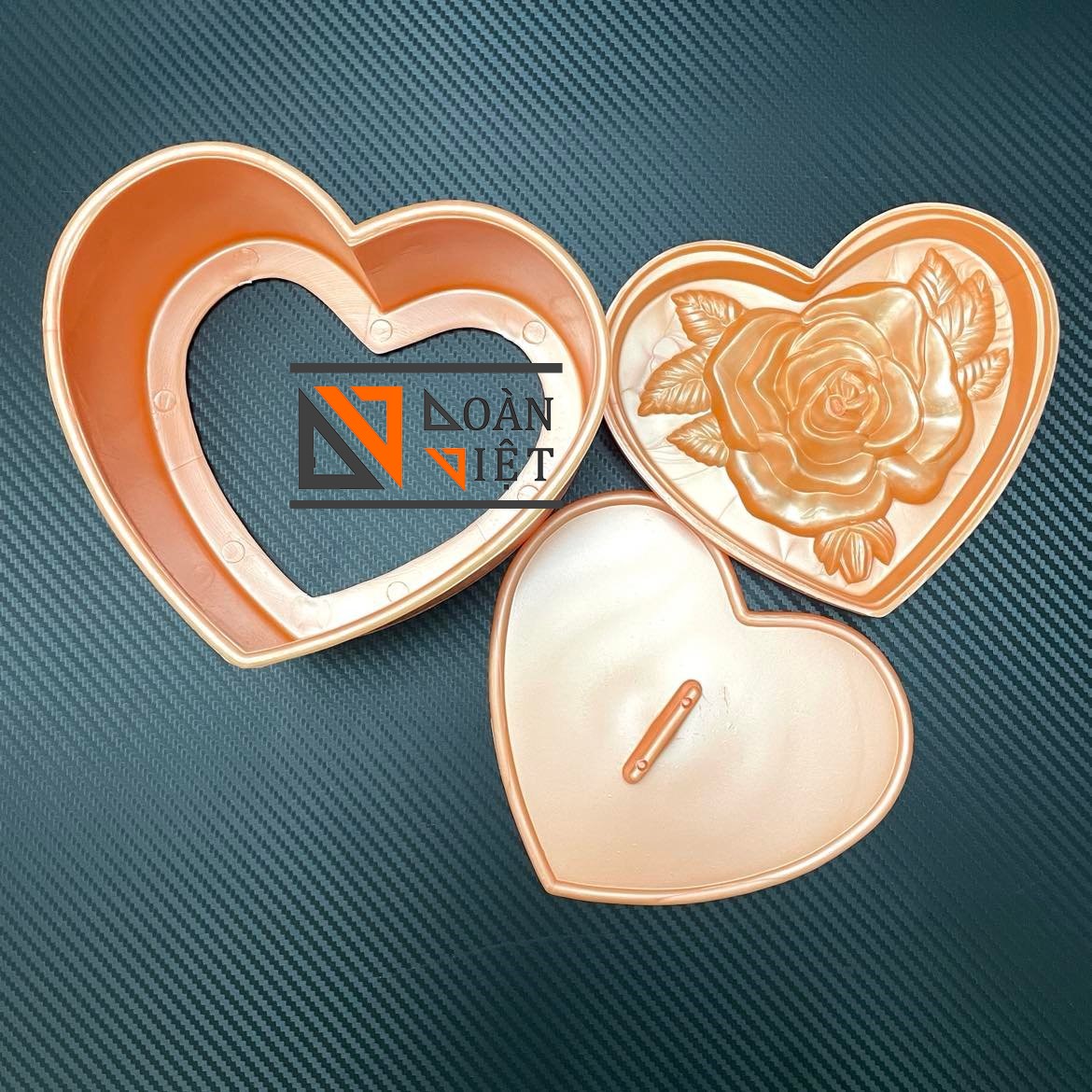 Khuôn TIM Nhấn Xôi Hình Hoa Hồng, SEN 3D SIÊU SẮC NÉT - Nhiều SIZE dùng nhấn ấn tạo hình HOA HỒNG sắc né. Bí quyết làm bánh SIÊU ĐẸP, NHANH và TIỆN LỢI. Phục vụ cho tiệc, đám, khai trương, cúng, mừng thọ