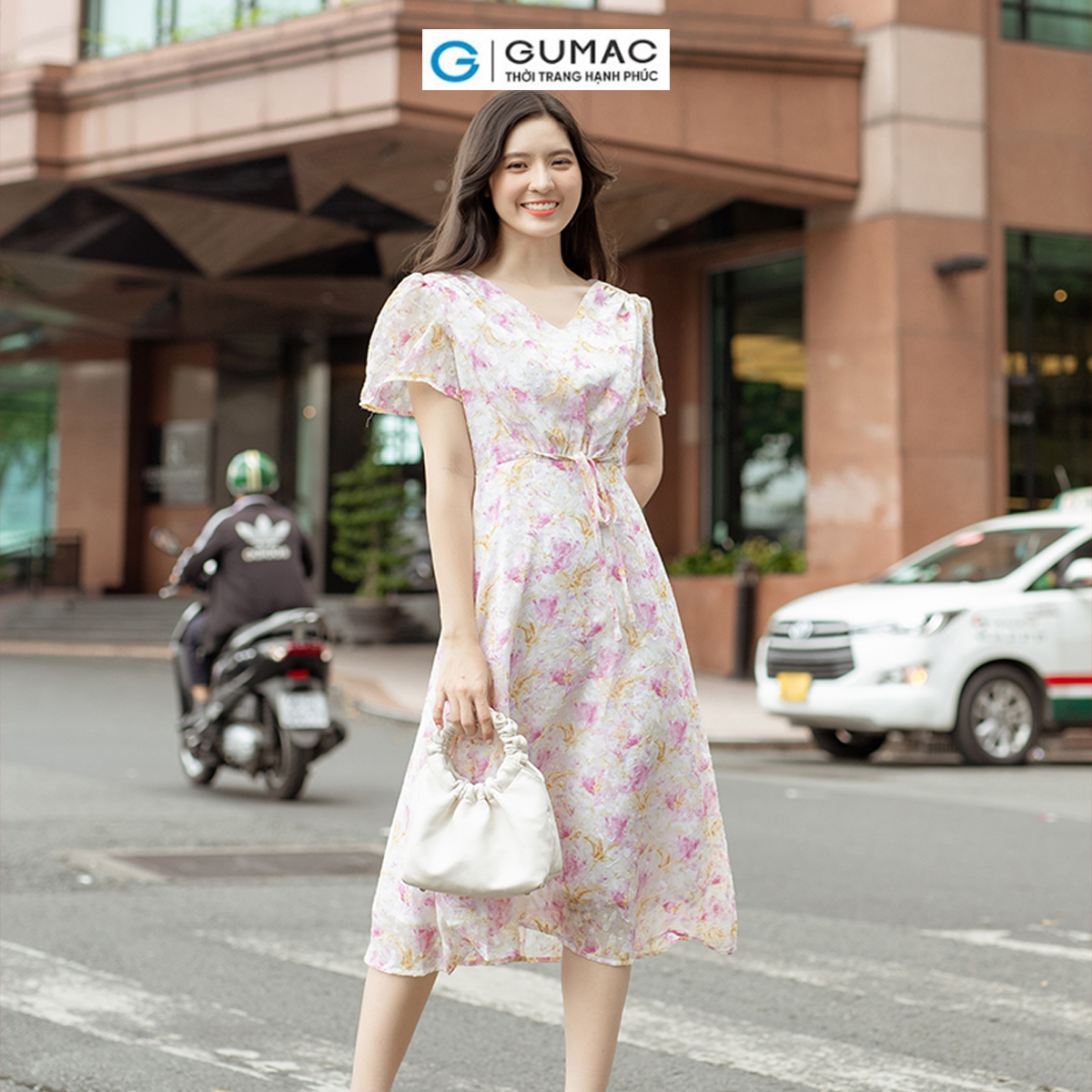 Đầm hoa thắt nơ eo thời trang gumac dd06015