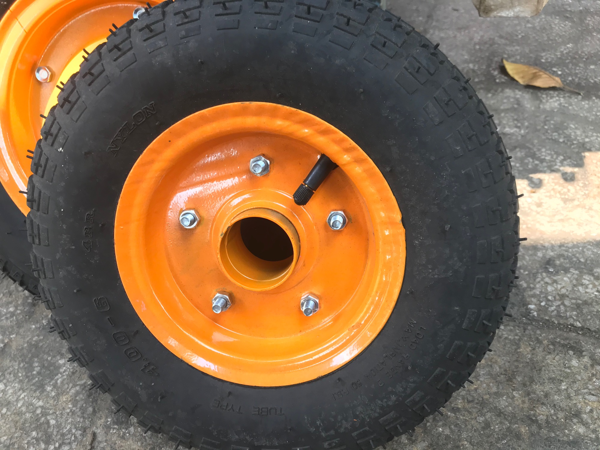 [HCM]Bánh xe bơm hơi 350/400-6 (30 cm ) BX