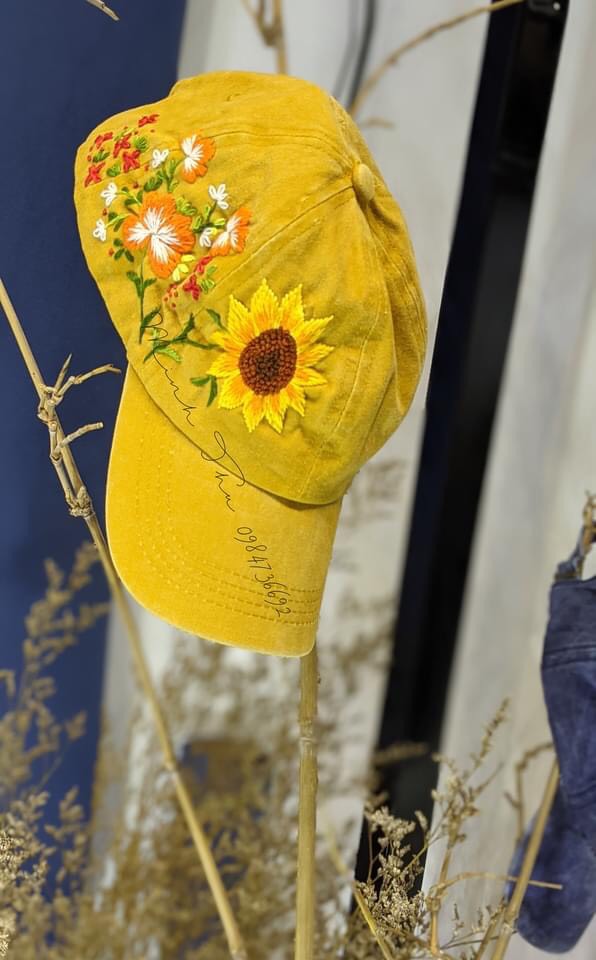 Nón/Mũ lưỡi trai thêu tay handmade độc lạ