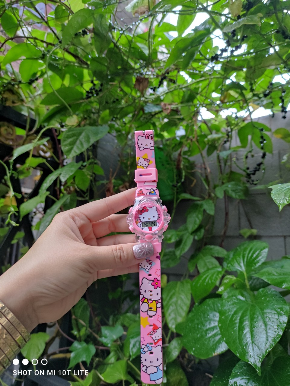 ĐỒNG HỒ KIM HELLO KITTY