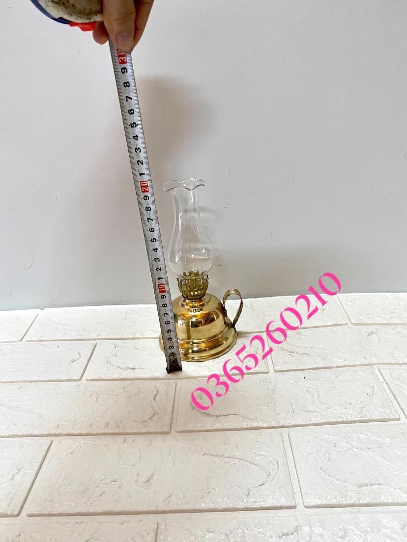 ĐÈN DẦU CỠ VÒNG ĐẾ CHẤT LIỆU BẰNG ĐỒNG
