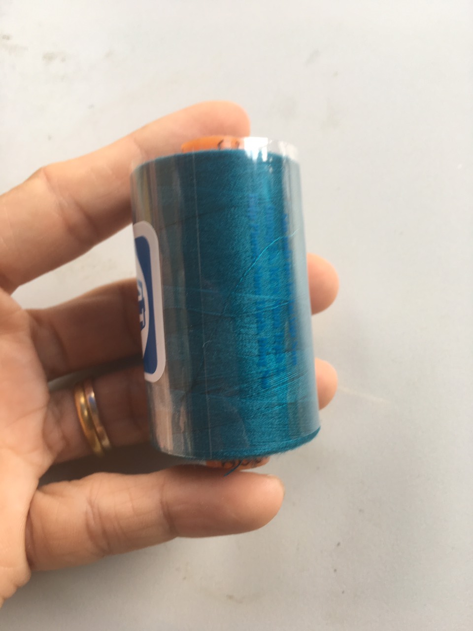 Chỉ Gitai cuộn 900m giá 1 cuộn