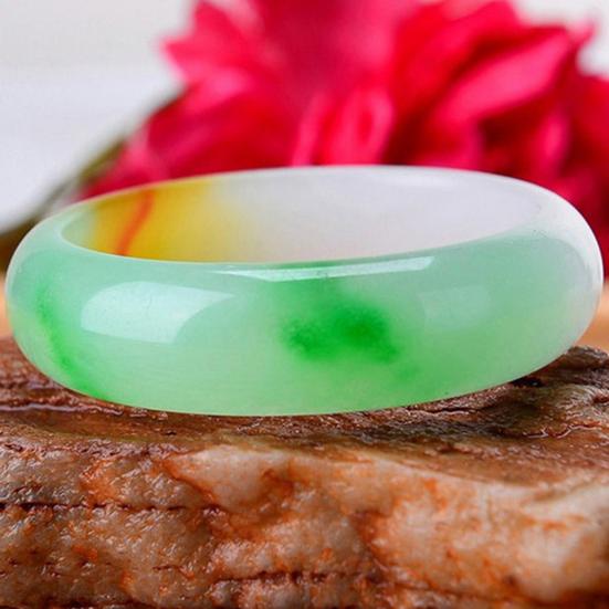 Vòng phỉ thúy ba màu
