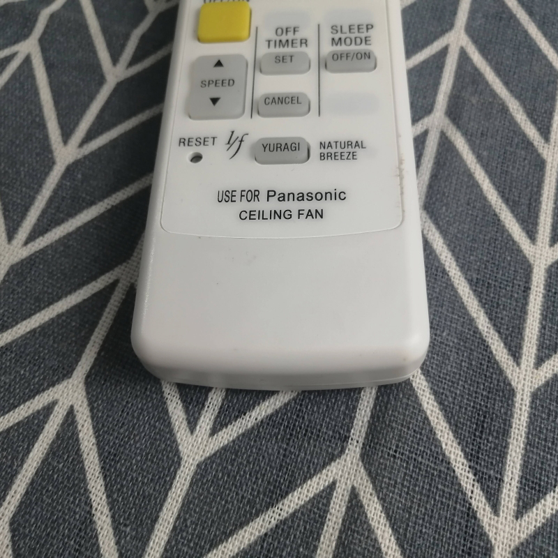 Điều khiển quạt trần PANASONIC loại 5 cánh