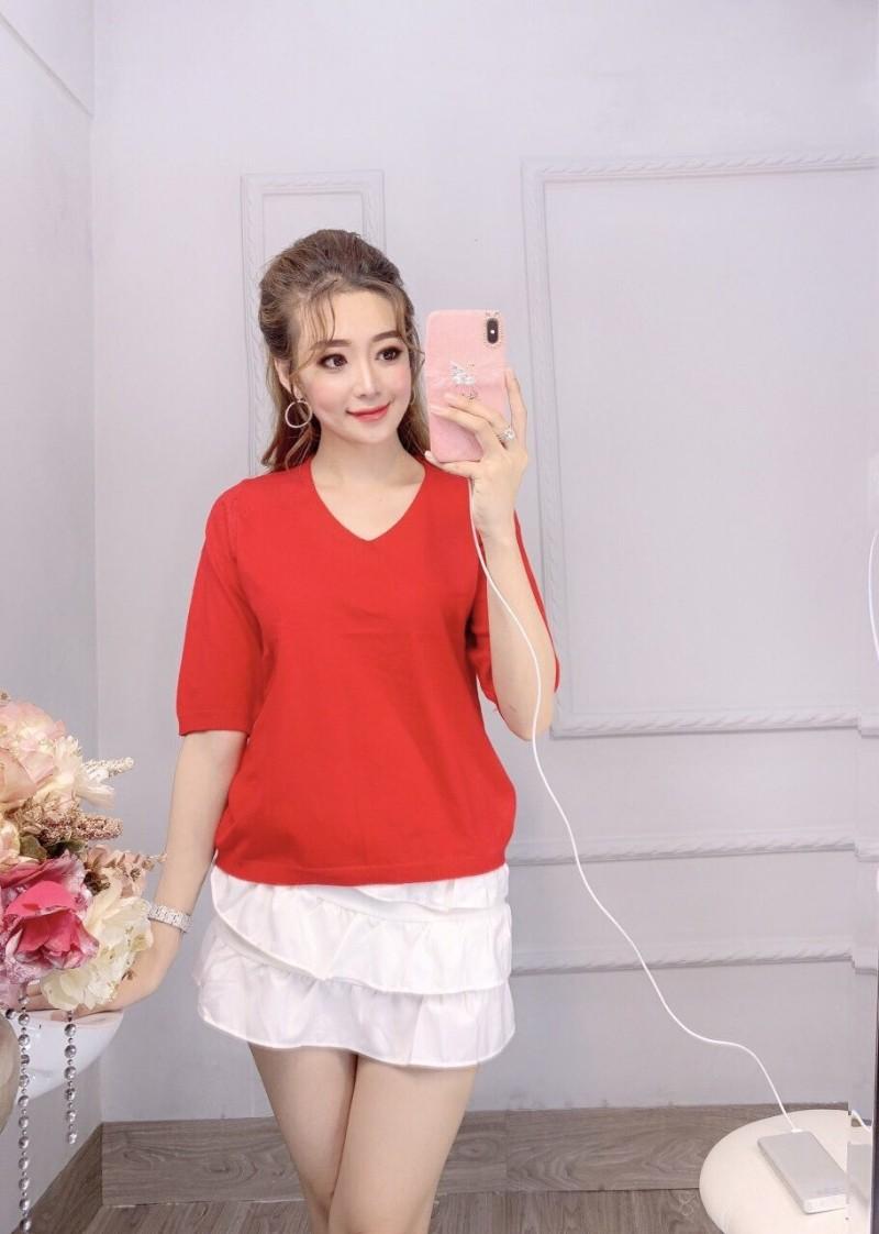 Áo len nữ cổ V tay lỡ