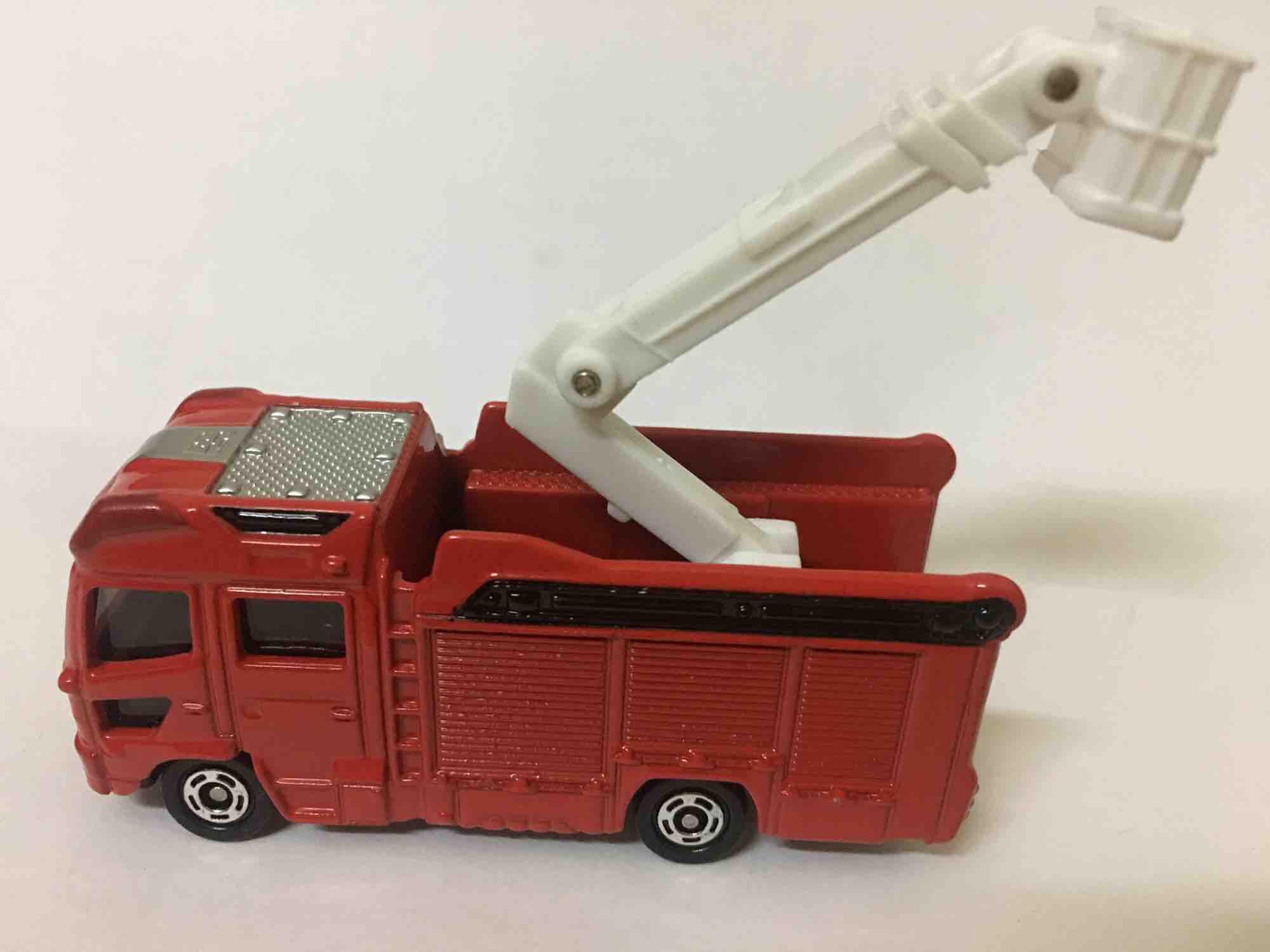 Bộ 3 xe mô hình Tomica cứu hộ