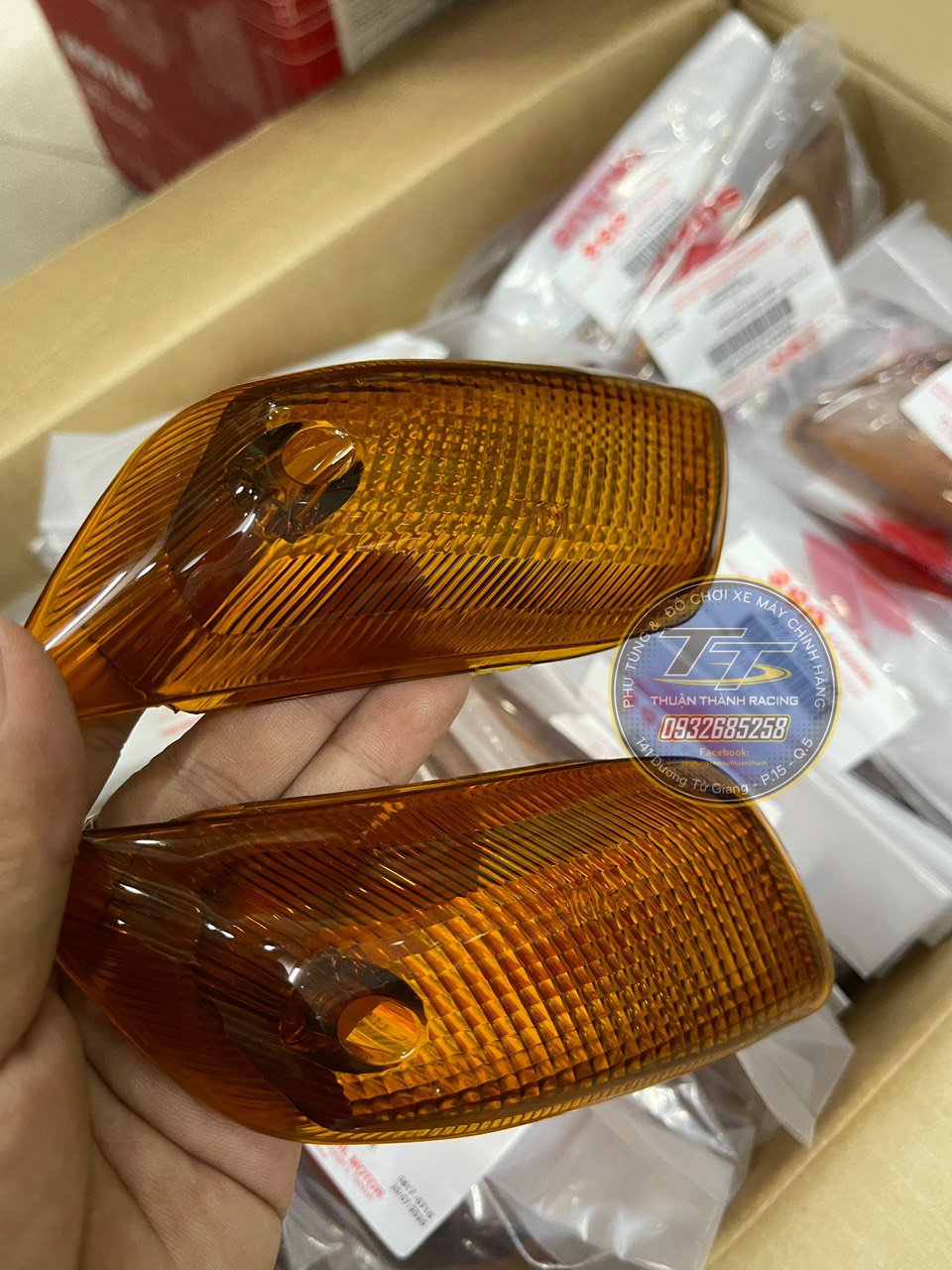 Chụp xinhan trước Satria 2000 zin - ST2K